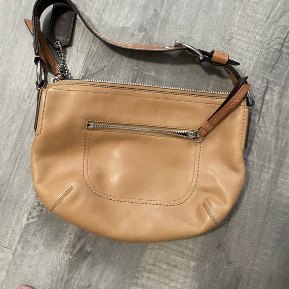 Vintage Coach small hobo leather purse - Picture 2 of 5